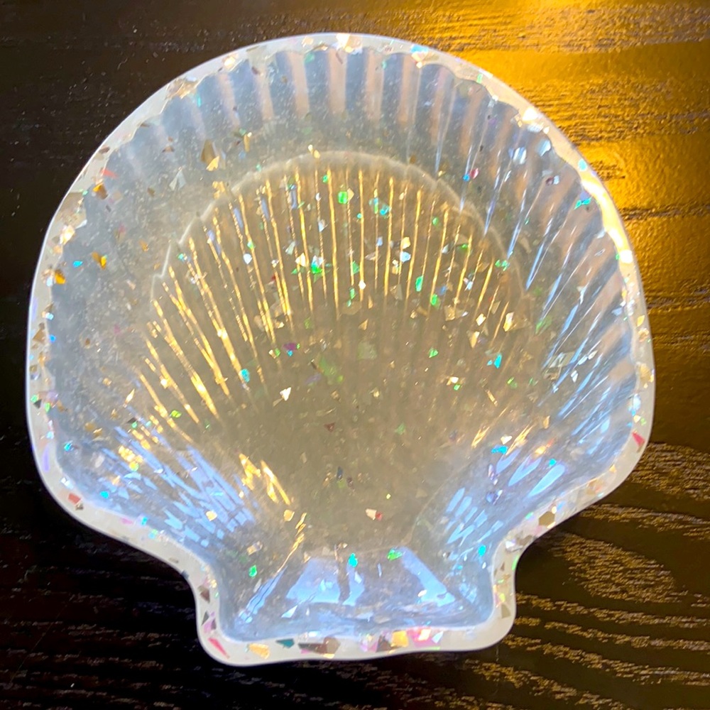 Handmade epoxy shell shaped trinket dish. White/clear with sparkle